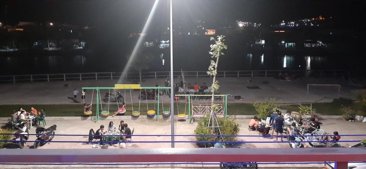 Homestay Chau Trieu - Phan Thiết Buitenkant foto